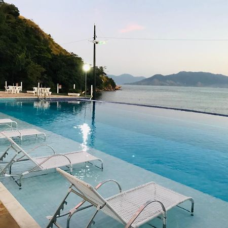 Apartamento Pe Na Areia Frente Para O Mar E Piscina Na Prainha คารากัวตาตูบา ภายนอก รูปภาพ