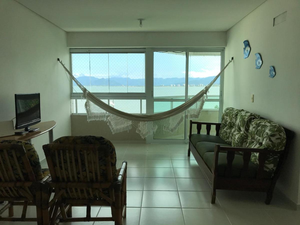 Apartamento Pe Na Areia Frente Para O Mar E Piscina Na Prainha คารากัวตาตูบา ภายนอก รูปภาพ
