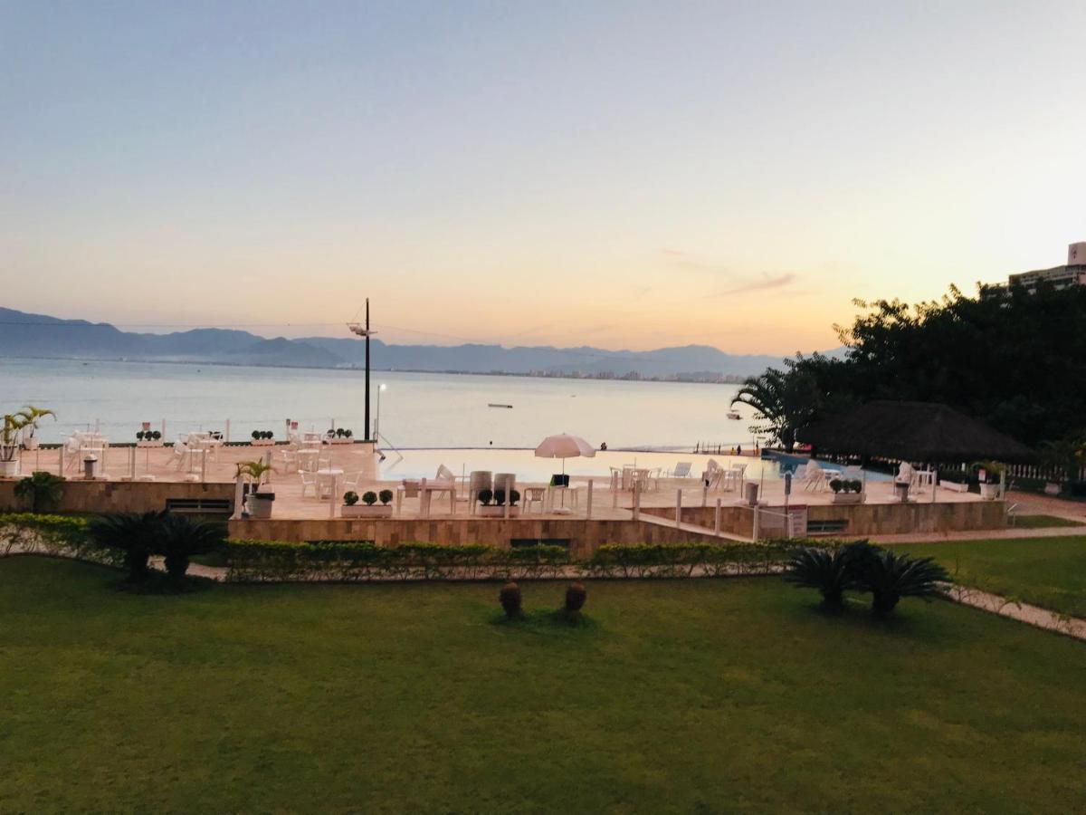 Apartamento Pe Na Areia Frente Para O Mar E Piscina Na Prainha คารากัวตาตูบา ภายนอก รูปภาพ