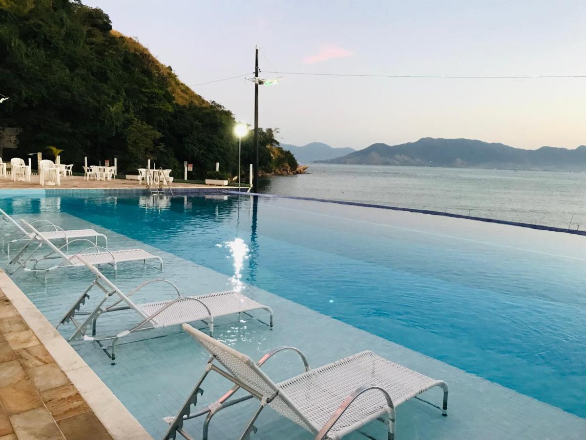 Apartamento Pe Na Areia Frente Para O Mar E Piscina Na Prainha คารากัวตาตูบา ภายนอก รูปภาพ