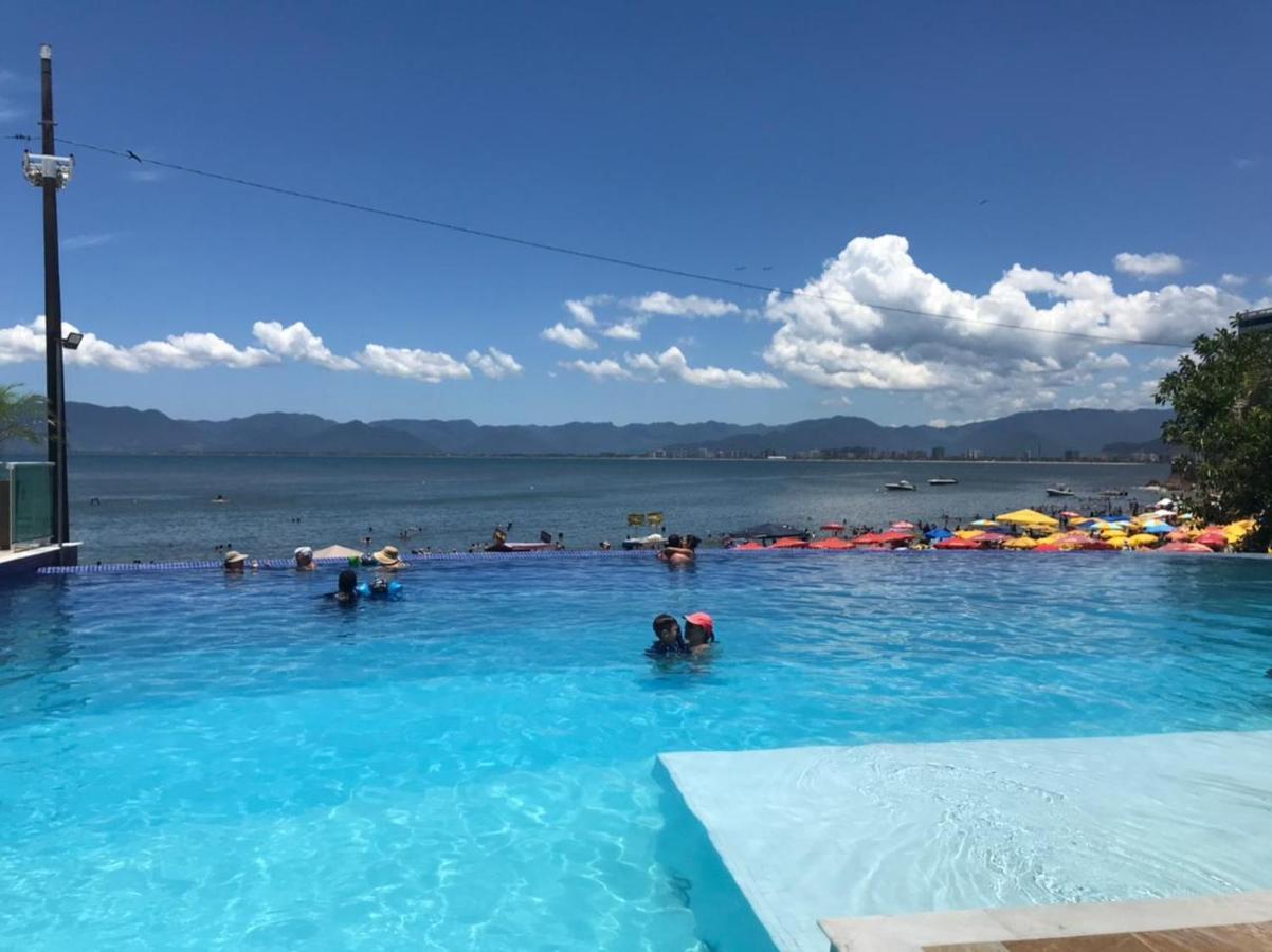 Apartamento Pe Na Areia Frente Para O Mar E Piscina Na Prainha คารากัวตาตูบา ภายนอก รูปภาพ
