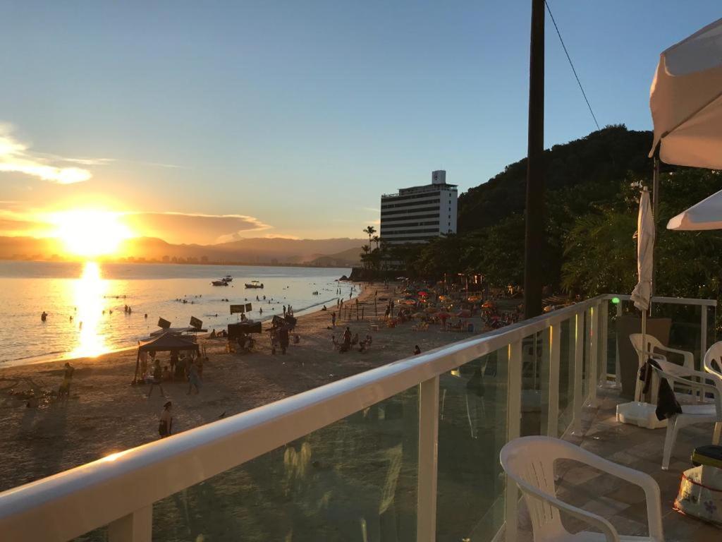 Apartamento Pe Na Areia Frente Para O Mar E Piscina Na Prainha คารากัวตาตูบา ภายนอก รูปภาพ