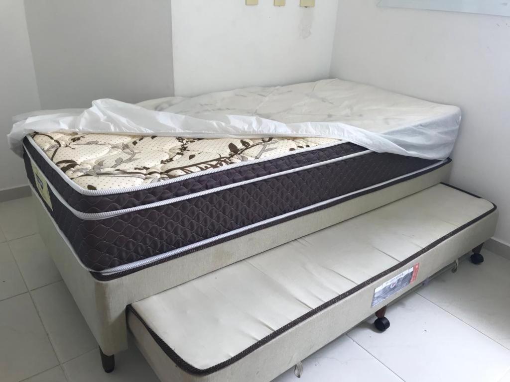Apartamento Pe Na Areia Frente Para O Mar E Piscina Na Prainha คารากัวตาตูบา ภายนอก รูปภาพ